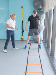 Game-Changers: Empowering Athletes Through Sports Physical Therapy